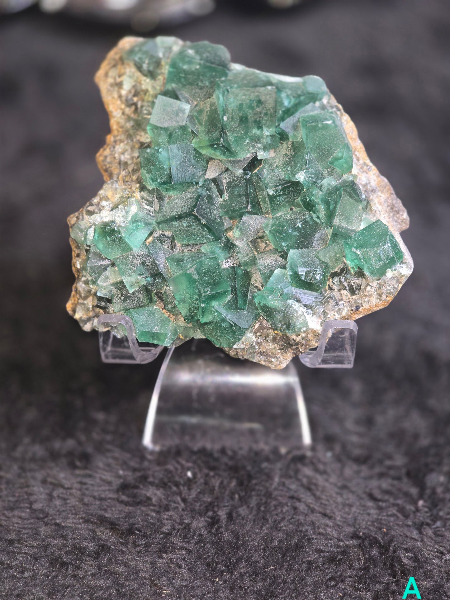 Fluorite clusters